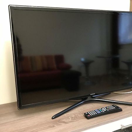 Ella Apartman Дебрецен Екстериор снимка