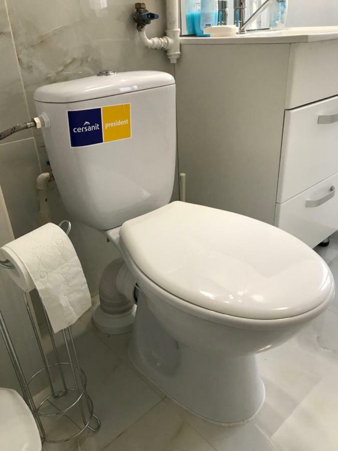 Ella Apartman Дебрецен Екстериор снимка