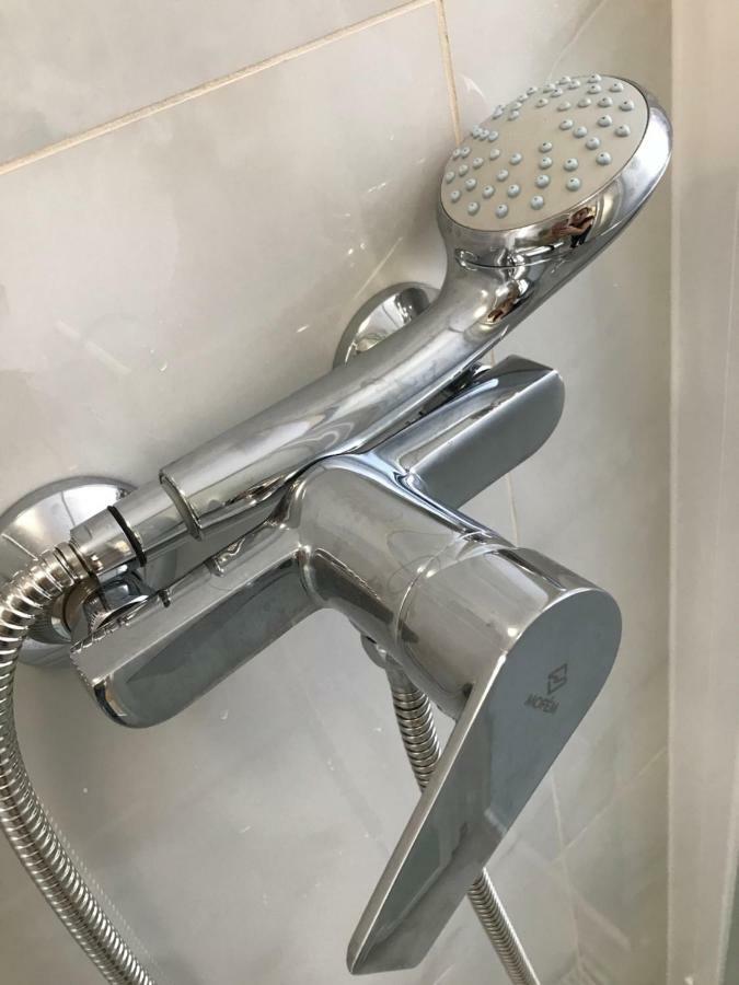 Ella Apartman Дебрецен Екстериор снимка